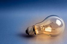 图解10大行业毕业季信息流广告推广策略-信息流广告学习博客